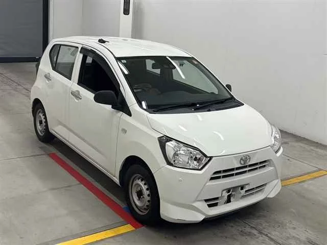 Toyota Pixis Epoch LA350A 2019
